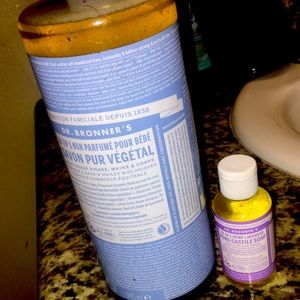 Like new nice smelling bath collection